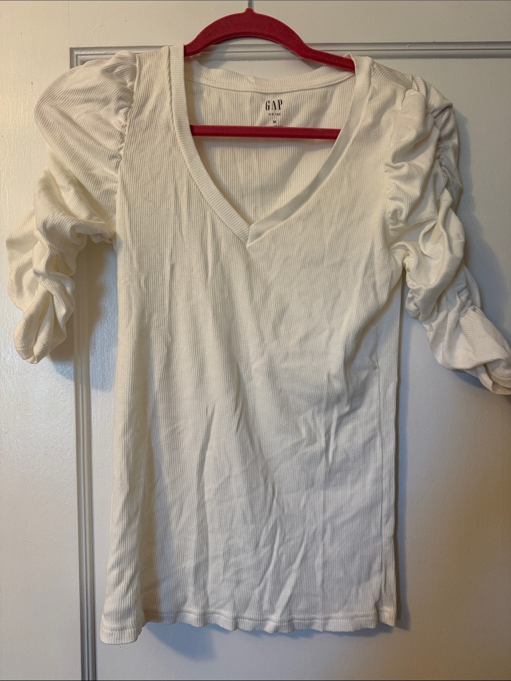 GAP Cream V-Neck Ribbed Top with Ruched Sleeves